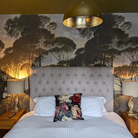 The Duke Hotel Hilmarton Kültér fotó