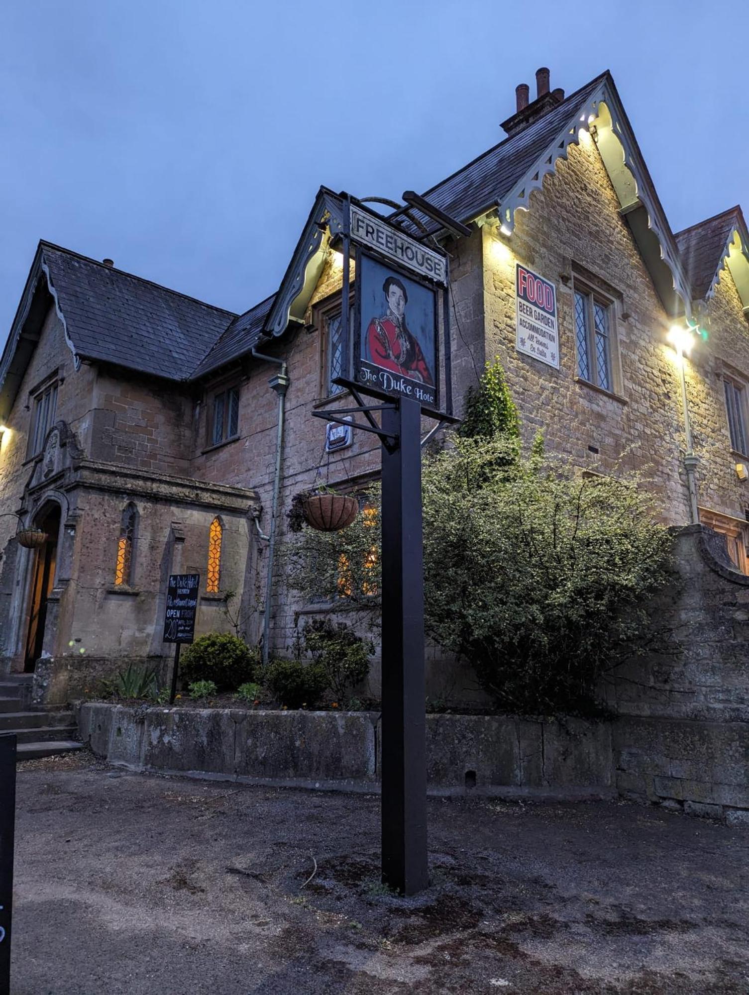 The Duke Hotel Hilmarton Kültér fotó