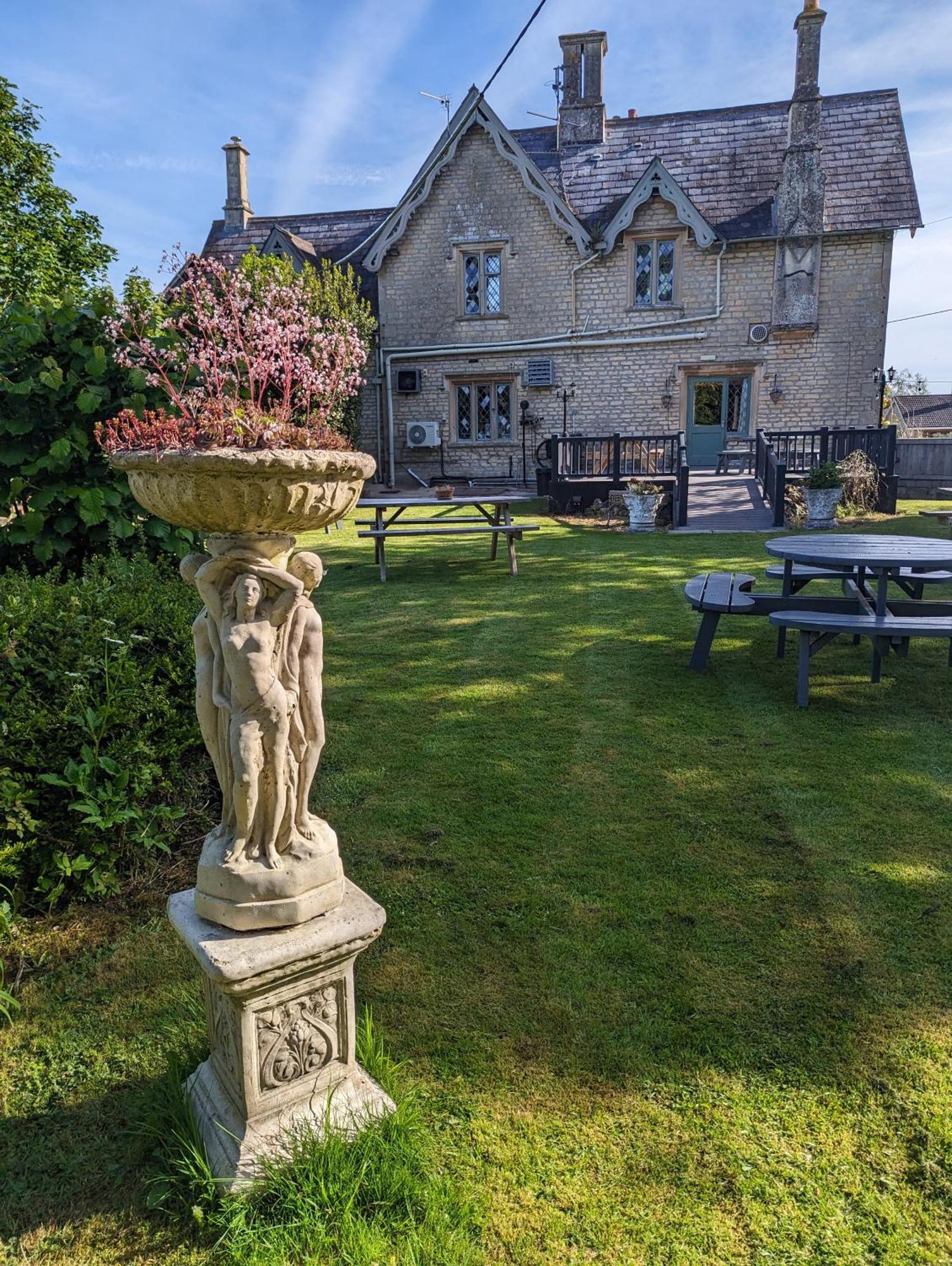 The Duke Hotel Hilmarton Kültér fotó