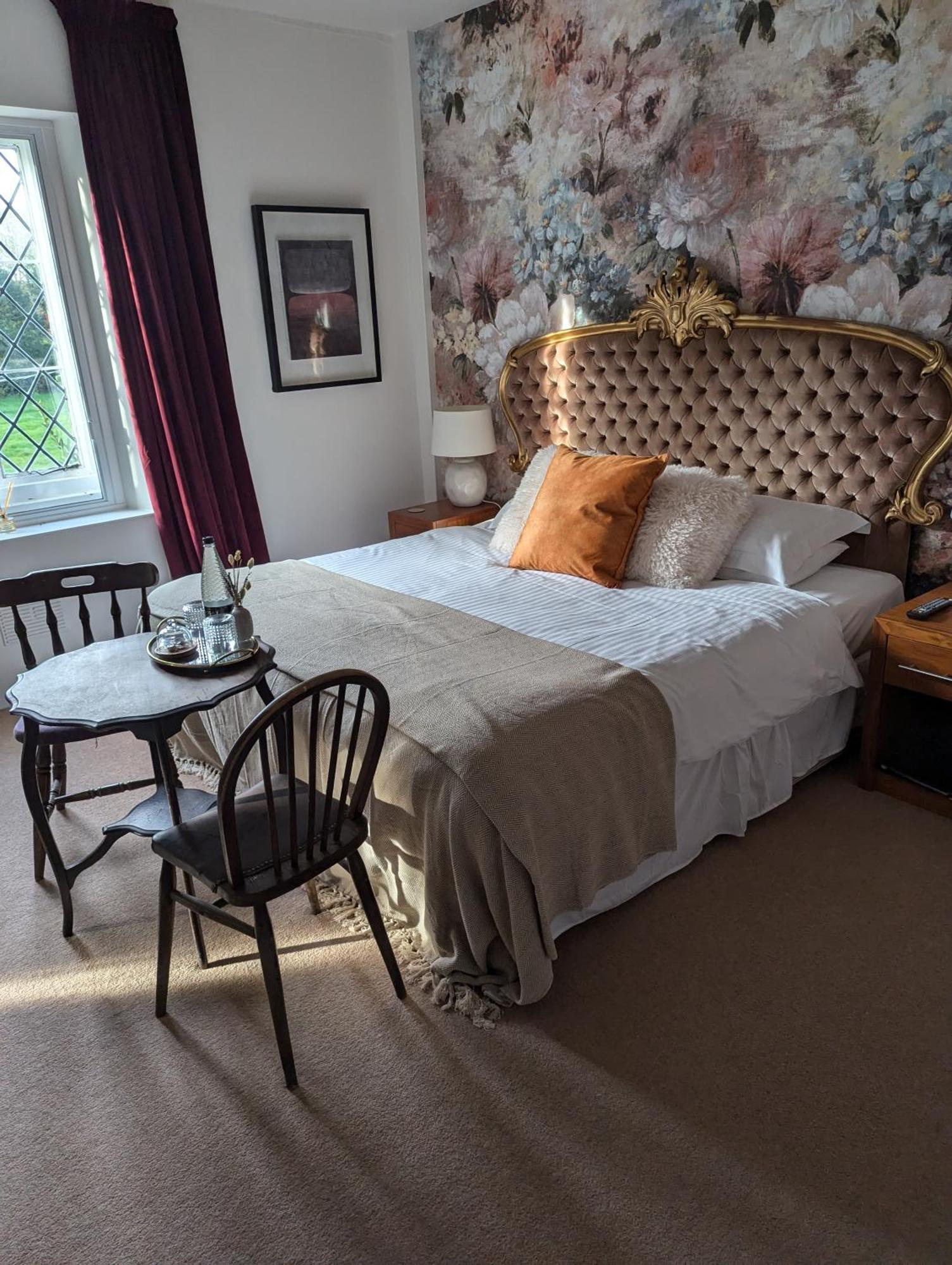 The Duke Hotel Hilmarton Kültér fotó